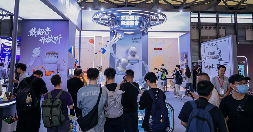 韶音闪耀2025ChinaJoy：OpenDots ONE斩获黑金奖，引领开放聆听新风尚...