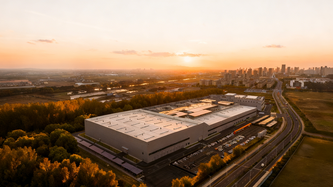 创下五大世界纪录，向全行业开放共享 全球最大、最领先的吉利全球全域安全中心正式发布...